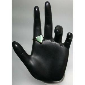 3/$15 Green Heart Stone Ring Silver Women's Fashion Jewelry Size 5 New